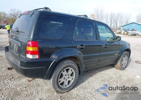 2002 Ford Escape Xlt from USA, damaged, VIN 1FMCU04152KC58098